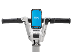 puhelinpidike attoon